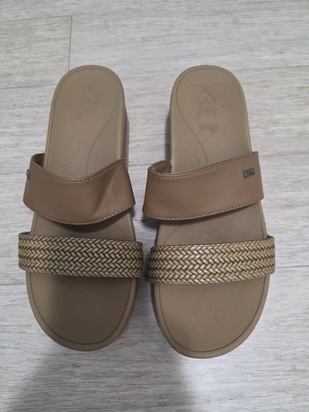 Reef Women’s Brown Slide Sandals with Woven Front Strap